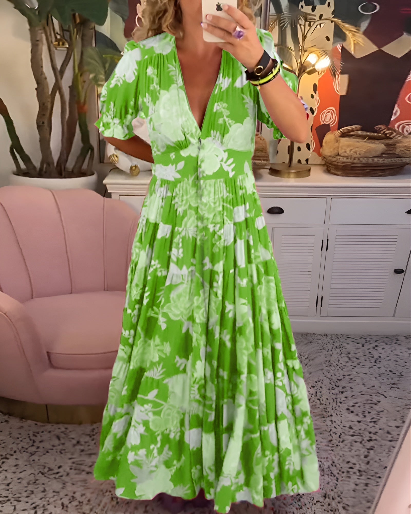 Janet | Elegantní šaty s květinovým potiskem a výstřihem do V